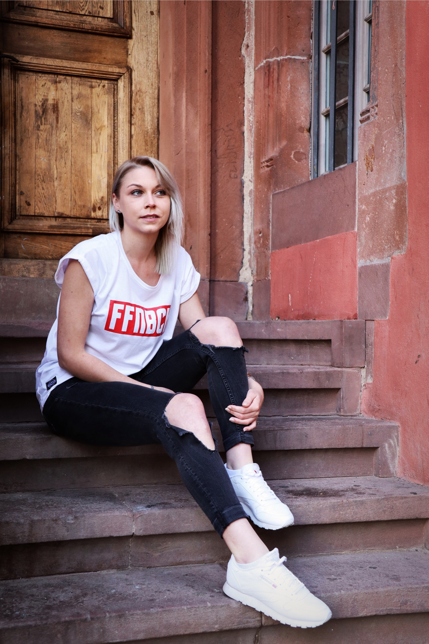 T-Shirt "FFNBCH-R" Damen